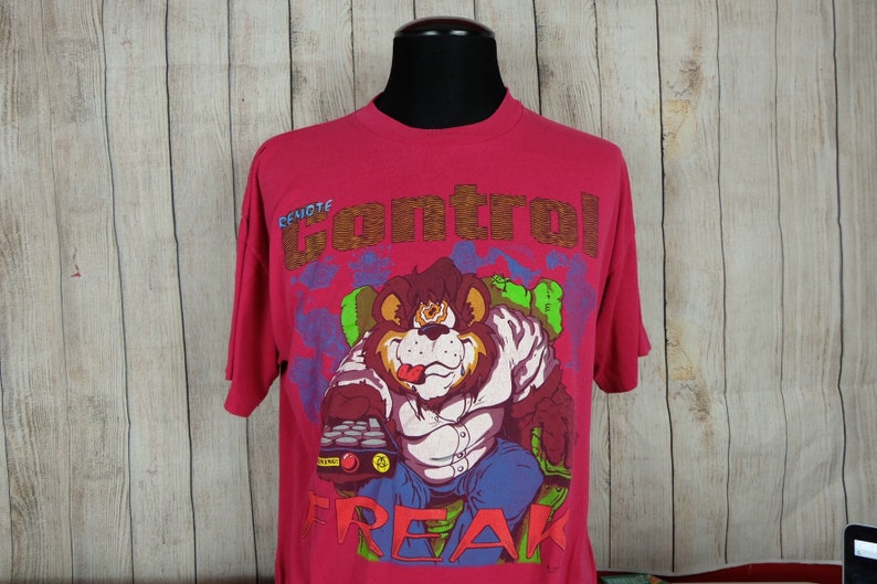 Vintage Cartoon Control Freak Pink Graphic T Shirt Fits Size XL 90s