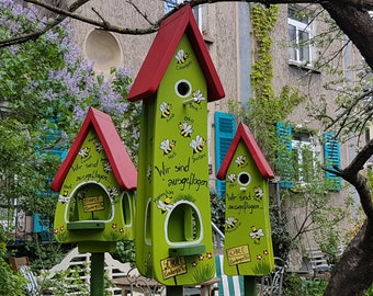 Abschiedsgeschenk Kindergarten - Vogelhaus, Vogelvilla personalisiert mit Namen der Kinder | wetterfeste Farben