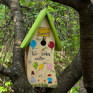 Farewell gift kindergarten nesting box, bird villa personalized with children's names weatherproof colors image 4