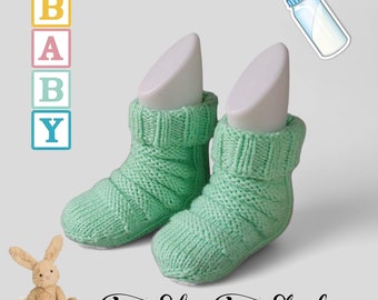 Gr. 3-9  Monate - Handgestrickte Babysöckchen - kuschelige Socken