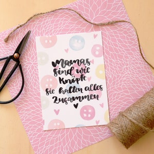 Postkarte "Mamas sind wie Knöpfe", Muttertag, Geschenke für Mama, Muttertagskarte, Nähen
