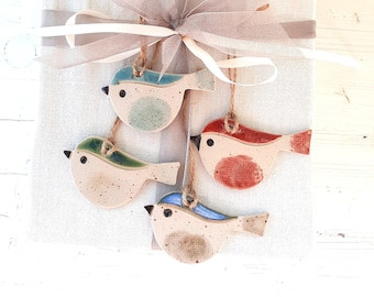 Ceramic hangers, birds, set of 4, spring decorations, handmade gift tags, decorative hangers, little birds, mixed glaze