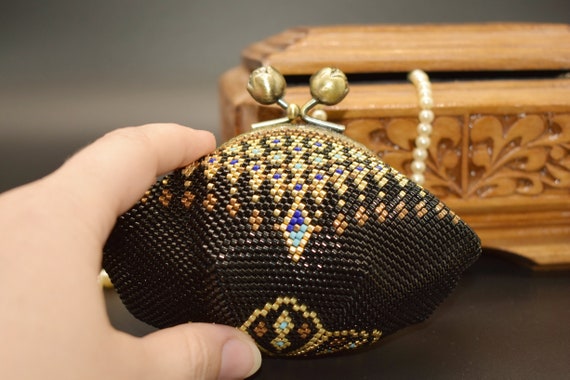 Beaded Coin Purse Pattern 2024 www.alhudapk