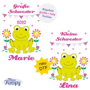 Könnte beinhalten: Bügelbild mit zwei Fröschen mit Blumen und dem Text "Große Schwester 2020 Marie" und "Kleine Schwester Lina".