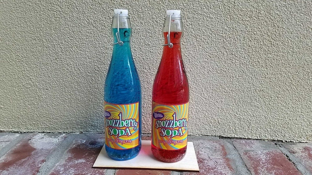 TWO Willy Wonka Fizzy Lifting Drink Bottles Snozzberry Soda Collectible