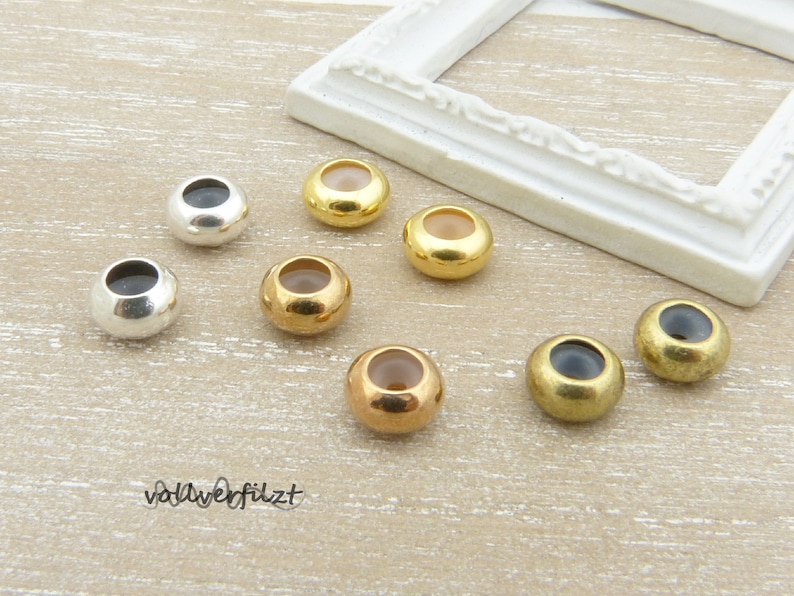 2x Stopperperle mit Gummi Makramee Verschluss 6x3mm für 2x1mm Band Farbauswahl Metall Disc zdjęcie 1