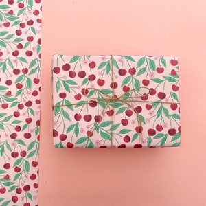Carta da regalo riciclabile con ciliegie, Carta da regalo ecologica per compleanni, Motivo con fiori di ciliegio, Qualsiasi occasione, Illustrazione fruttata