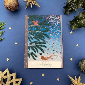 Seizoenswenskaart, illustratiekaart winterbos, handgemaakt kerstkaartenpakket, besneeuwde scène, kaart bosdieren, bosscène