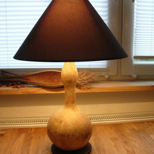 Lampe de table calebasse naturelle avec abat-jour