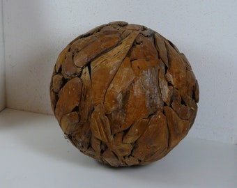 Deco teak ball decorative object made from sustainable wood cultivation unique