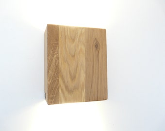 Wall lamp, wood lamp, oiled oak, height 17 cm, width 14.5 cm