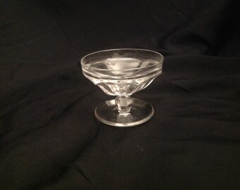 Heavy Pressed Glass Bowl in the Heisey Peerless Style