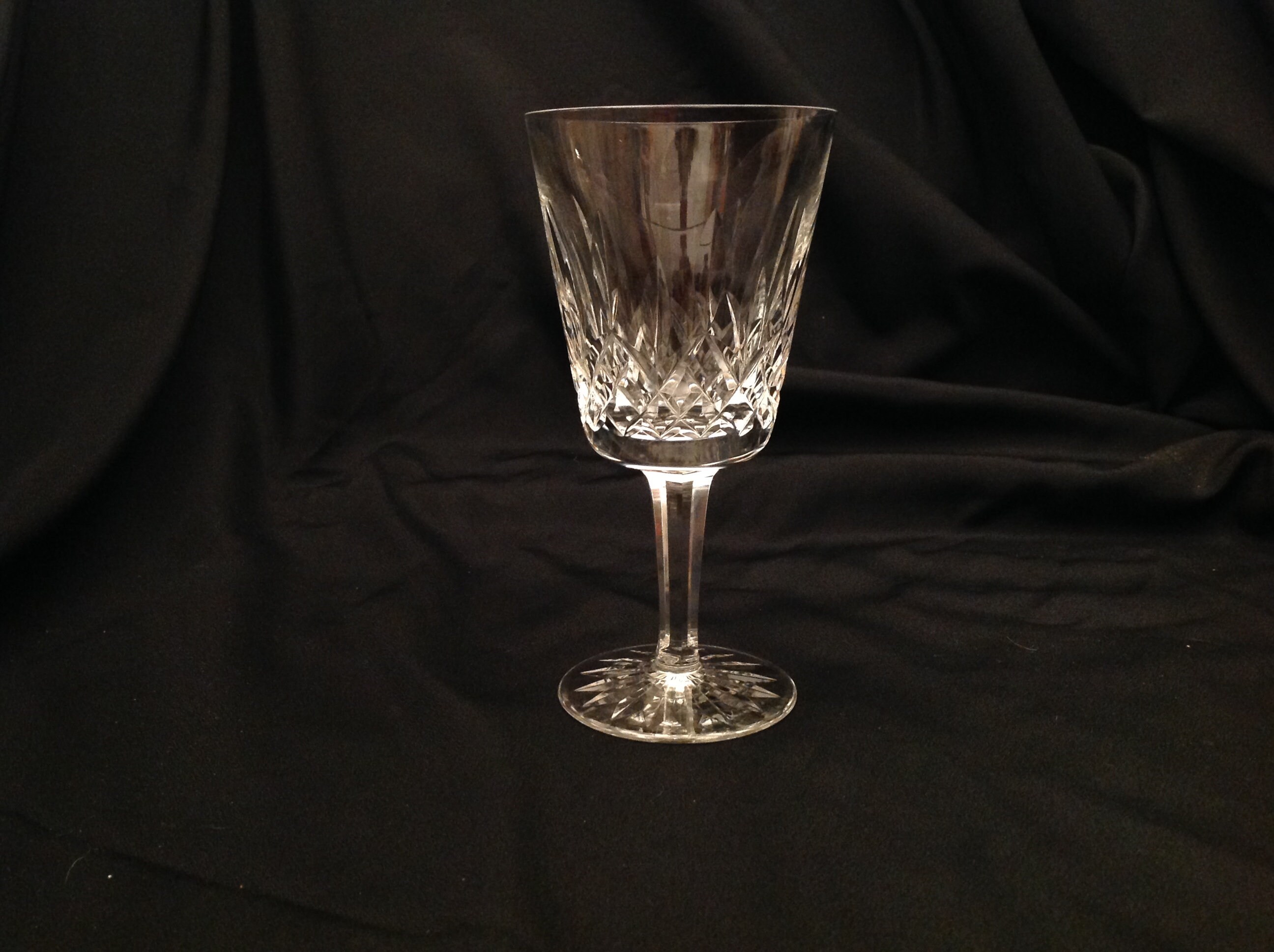 Waterford Crystal Lismore Drinking Water Goblet Glass 7 inches Signed Waterford Crystal Lismore Drinking Water Goblet Glass 7 inches Signed