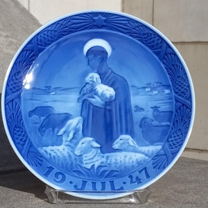 Royal Copenhagen Jul 1947 &quot;The Good Shepherd&quot; Annual Christmas Plate 7&quot;