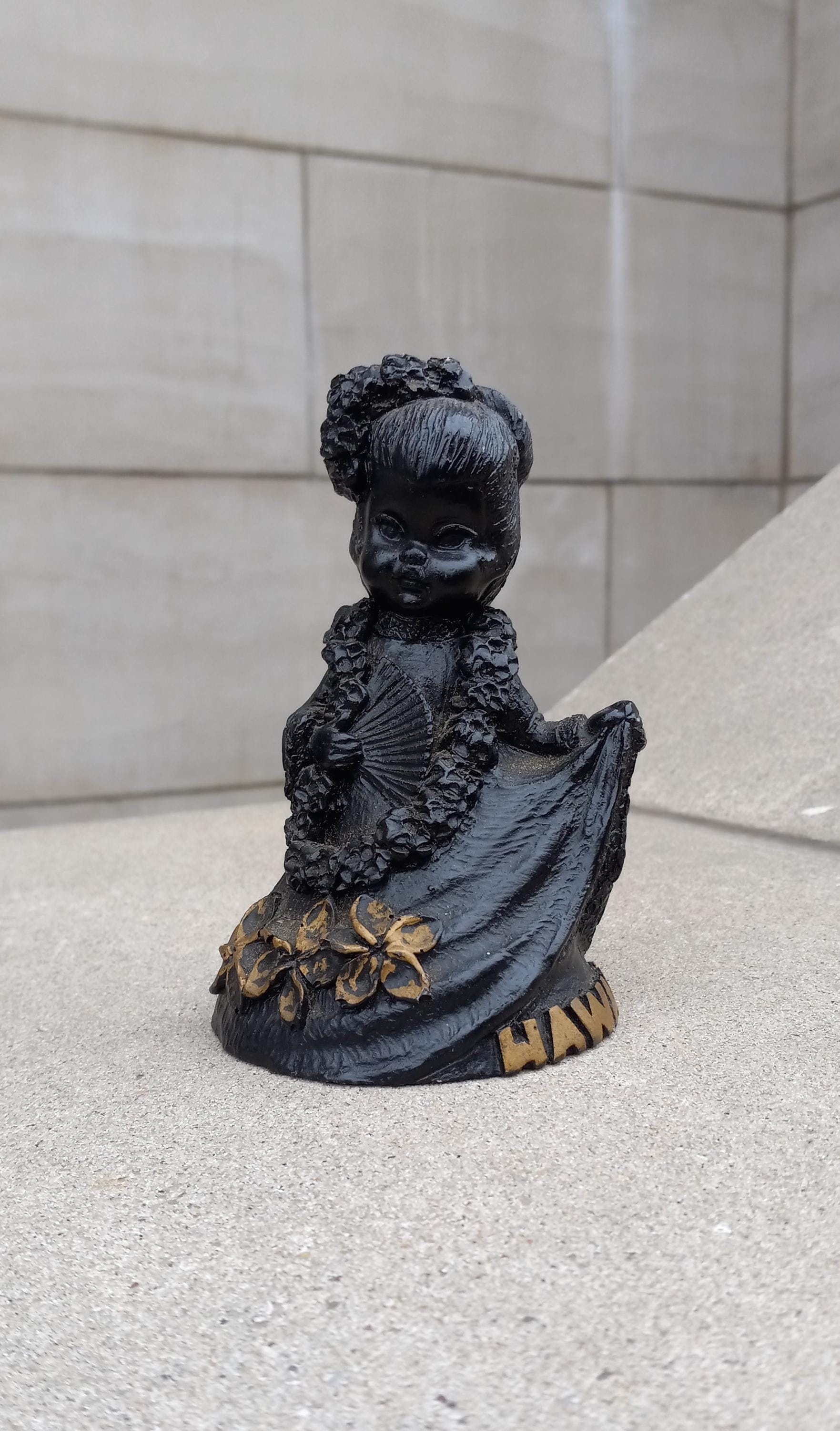 Hula dancer figurine - Etsy 日本