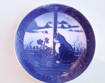   クリスマスプレート1970 ヴィンテージ 1970 ロイヤルコペンハーゲン クリスマスローズと猫の