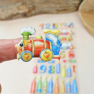 Kinder Geburtstag Aufkleber | 34 Softy Sticker Zug und Zahlen | Stickerbogen 17x9cm | Partydeko für Kinder & Geschenke