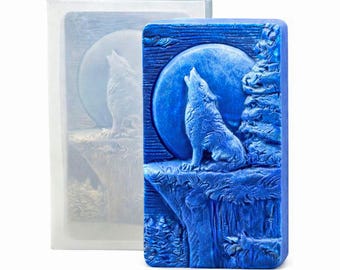 Howling Wolf Silicone Mold: Soap, Candle, Resin, Clay Crafts