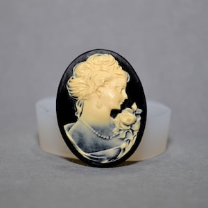 LADY SILICONE MOLD cameo sugarcraft resin fimo polymer clay mould soap fimo wax plaster icing chocolate food use food grade mould