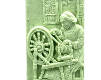 SPINDLE WHEEL MOLD silicone soap flexible sturdy mould 5oz sky  spinning