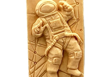 COSMONAUT SILICONE MOLD soap  bar mould 5,5oz   resin plaster chocolate wax icing astronaut space gravity