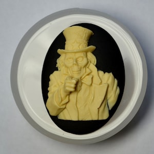ZOMBIE SILICONE MOLD sugarcraft fimo polymer clay resin skull mould food use cupcake chocolate flexible Plaster icing