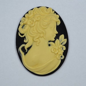 LADY SILICONE MOLD cameo sugarcraft resin fimo polymer clay mould soap fimo wax plaster icing chocolate food use food grade mould