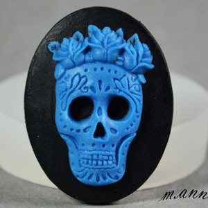 SKULL SILICONE MOLD  Cameo Flexible  Mould For Resin Polymer Clay Chocolate Food Safe grade silicone icing wax plaster goth 40x30 cameo