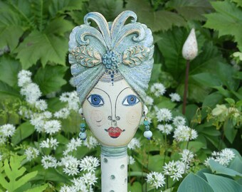 Ceramic sculpture, GARDEN PRINCESS PAMINA ivory