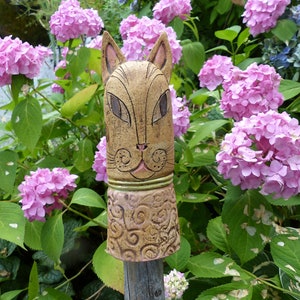 Gartenkeramik/ Gartenfiguren/ Keramikkatzen /Mitbringsel für Katzenliebhaber/GARTENWÄCHTERKATZE 2