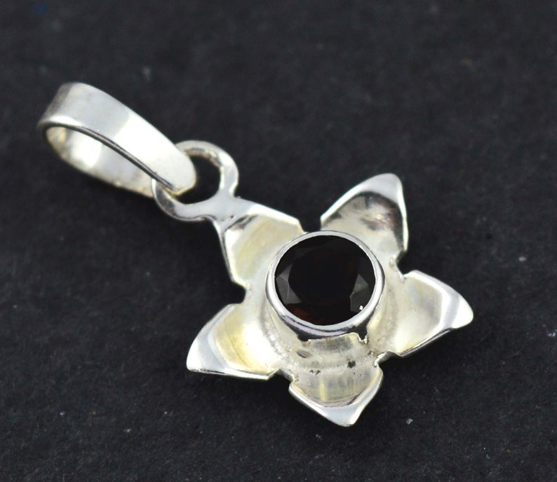 Smoky Quartz Natural Gemstone 925 Sterling Fine Silver Pendant Jewellery