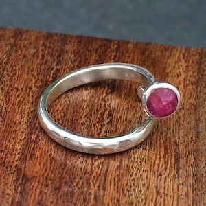 Natural Quartz Ruby Ring, 925 Sterling Silver, Ruby Oval Gemstone Ring, Engagement Ring, Minimalist Ring, Ruby Statement Ring, Gift For Her