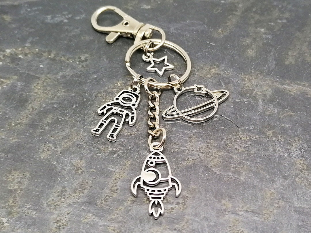 Space Key Rings Keyring, Astronaut, Rocket, Saturn, Planet, Space, Star, Snap Hook With ...