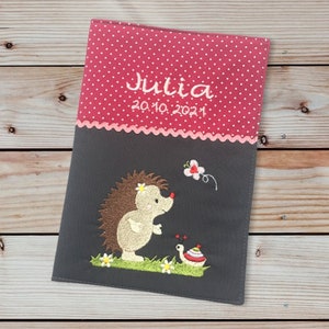 U-Heft-Hülle - Igel mit Schnecke --- personalisiert mit Namen und Datum - grau / beere - Impfpassfach - U-Heft - Untersuchungsheft