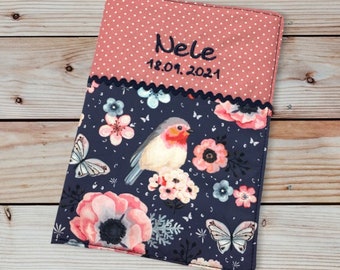 U-booklet cover - birdie / robin & flowers --- customizable with name and date - blue / old pink - vaccination certificate compartment - examination booklet