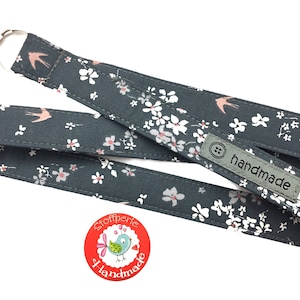 Lanyard - Swallows & Flowers - dark gray / rose