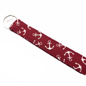 Keychain anchor red image 2