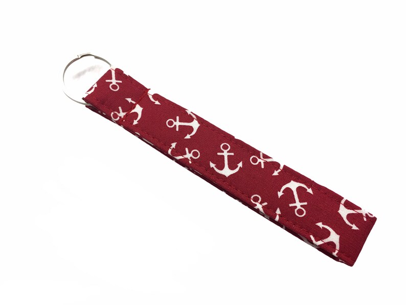 Keychain anchor red image 2