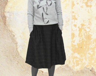 black balloon skirt outfit