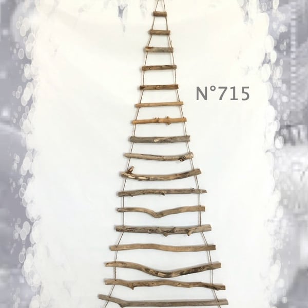 floating wood hanging christmas tree n715