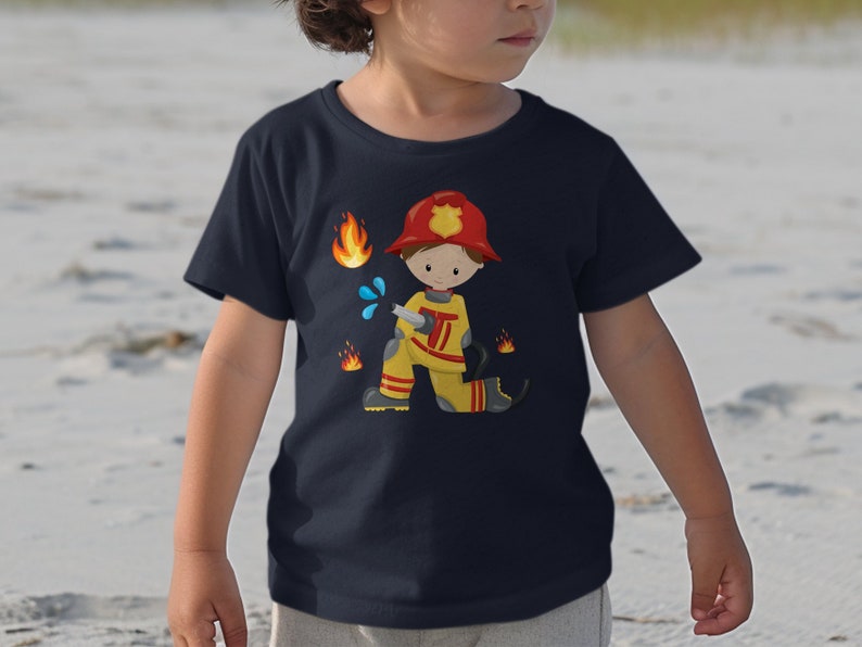 Kinder T-Shirt Feuerwehrmann Cartoon, Lustiges Beruf Kostüm Design, Geschenk für Jungen und Mädchen Bild 1