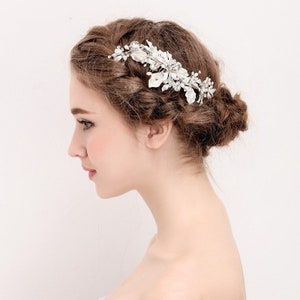 Silver rhinestone and pearl hair comb, bridal hair comb, hair jewelry, hair accessory