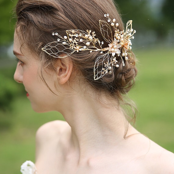 Elegant Gold Bridal Hair Comb Simple Gold Wedding Hair Comb | Elegant Floral & Pearl  main image 4