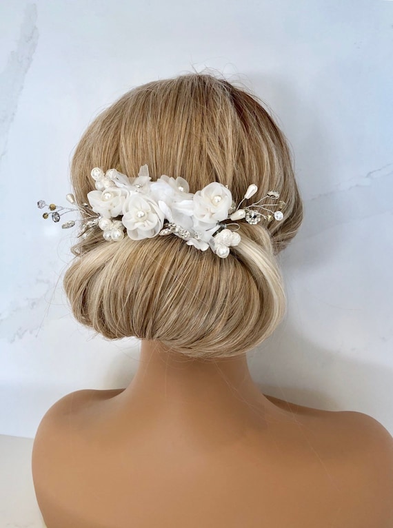 White and Silver Floral Hair Decoration, Bridal Hair  display picture 2