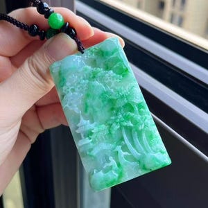 High Grade Natural Pure Green Jadeite Jade Necklace Certified Grade A Icy Pure Green Jadeite Jade  Landscape Carving Pendant