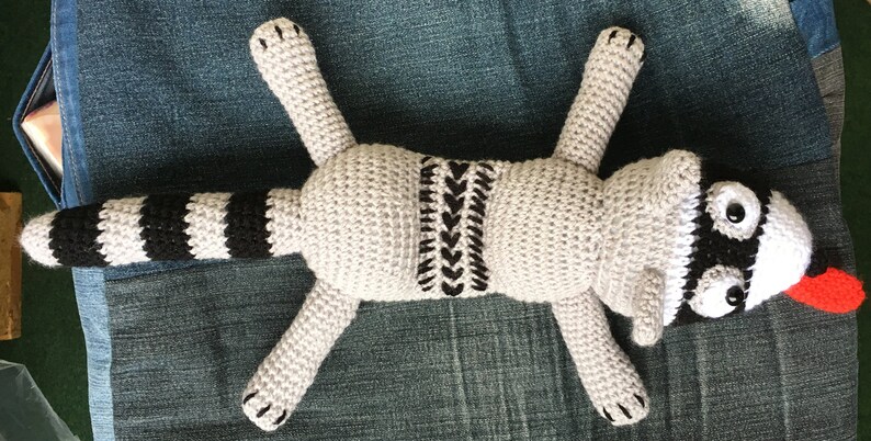 PDF crochet pattern Roadkill Raccoon in German image 4