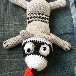 PDF crochet pattern Roadkill Raccoon in German image 2