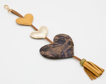 Key ring leather hearts print