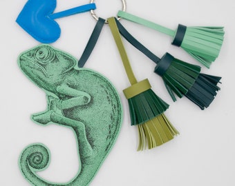 Green leather chameleon,leather key ring,printed chameleon,leather tassels