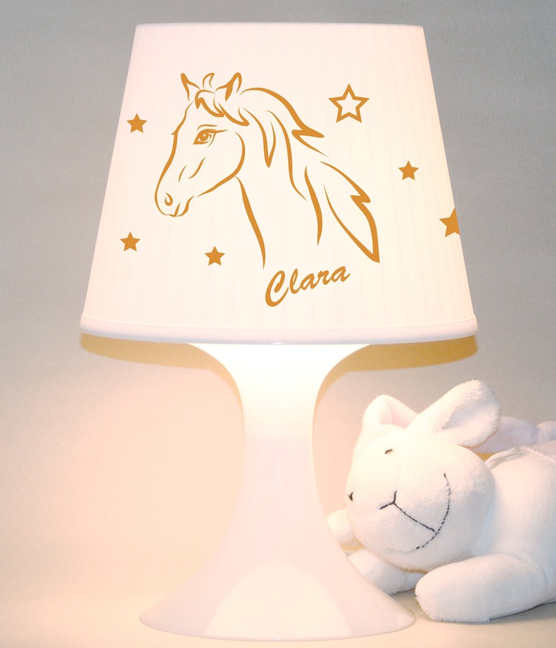 Kinderlampe, Tischlampe Pferd mit Wunschnamen Schlummerlampe Bild 1